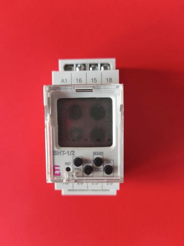 Interruttore orario digitale - orario,