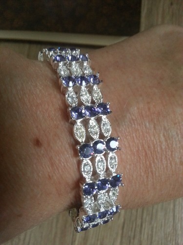 Bracciale con cerniera