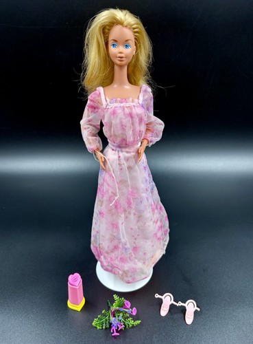 Vintage 1978 kissing barbie - 1978,