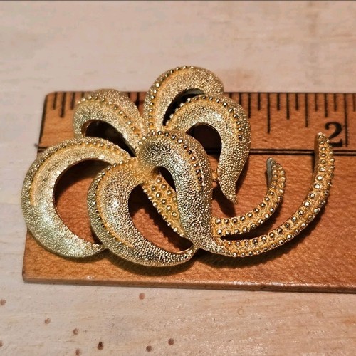 Bellissima spilla trifari - spilla,
