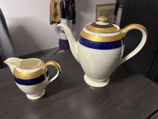 Teiera e lattiera in