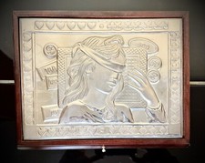 Cofanetto In Legno E Argento