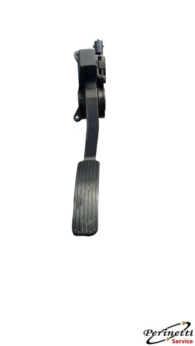 Pedale acceleratore con - pedale,