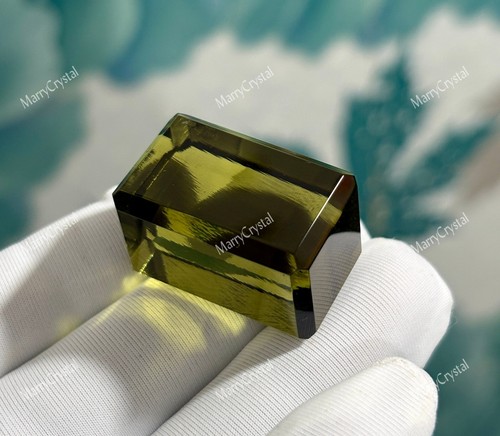 Pietra preziosa sfusa - , 80