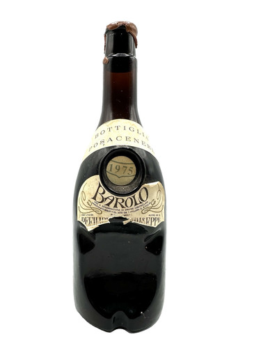 Vintage vino rosso barolo 1975 - vino,