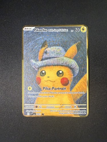 Pikachu con cappello - con, in