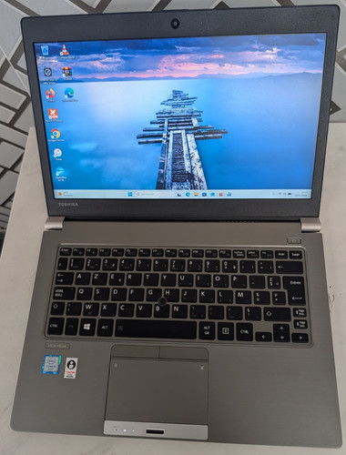 Toshiba satellite - toshiba,