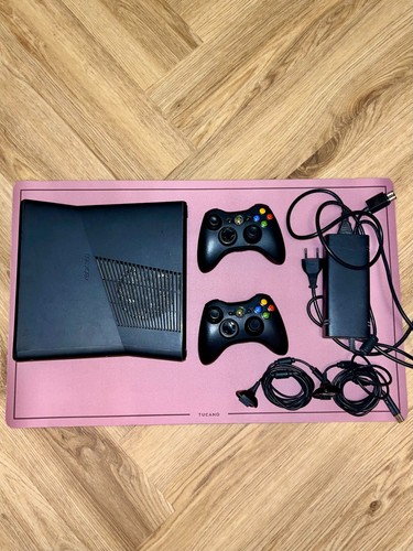 Xbox 360 slim - slim, 2