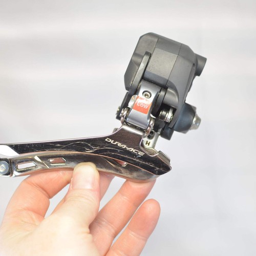 Deragliatore elettronico