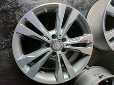 1x Mercedes Classe C W205