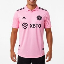 Adidas Nuova con etichette
