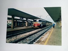 Foto  Locomotiva  E655   in transito Stazione di   Treviso