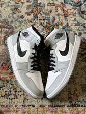 Jordan 1 Mid Light Smoke Grey