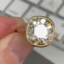 4.00Ct Cushion Cut Moissanite