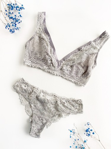 Reggiseno nuovo con etichette