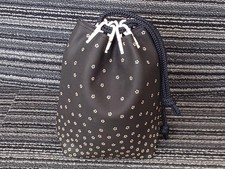 Borsa con coulisse (media) con tassello modello base nera laccato bianco...