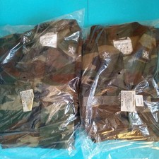 due Tuta Mimetica Esercito