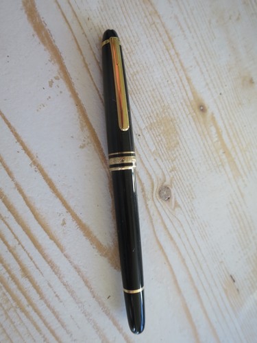 Stylo rollerball mont blanc - mont,