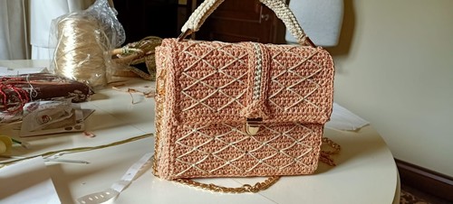 Borsa all uncinetto realizzata - all'uncinetto,