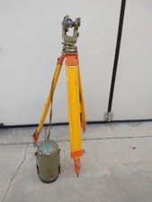 Teodolite Wild T2 (cd. 213)