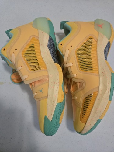 Taglia air jordan - 12, 37