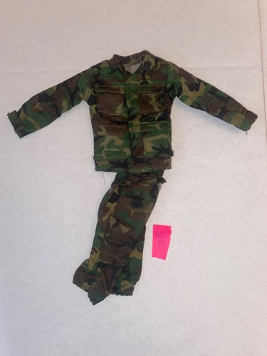 Lotto uniformi mimetiche