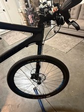 Blue/Black Cannondale f-si