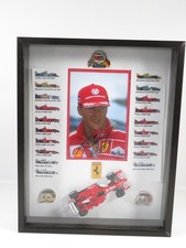 Diorama 1:43 Minichamps Ferrari Michael Schumacher con cartolina autografata 