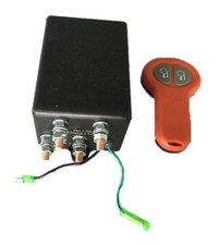 1 TELECOMANDO UNIVERSALE PER