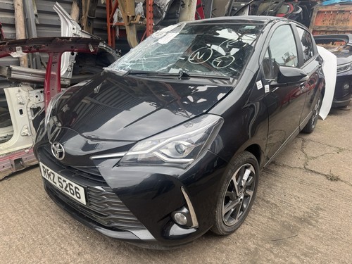 Toyota yaris mk3 xp130 - xp130,