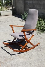 Dondolo chiudibile in legno e