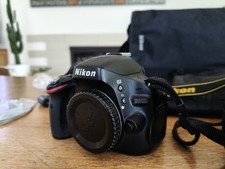 Nikon D5100 Con Obiettivi e Accessori 