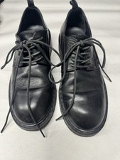 Ann Demeulemeester derby con
