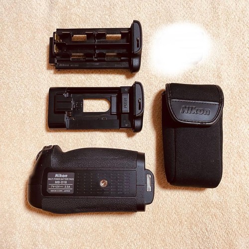 Nikon d18 d850 battery - nikon, grip