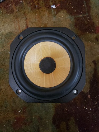Focal 5k335