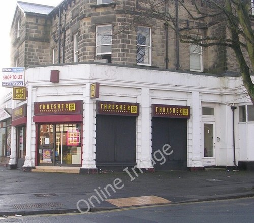 Photo 6x4 threshers wine shop - wine,