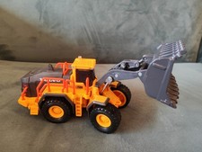 Trattore giocattolo per