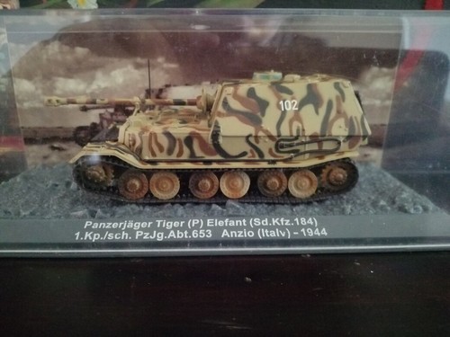 Carro armato scala - armato, 1:72