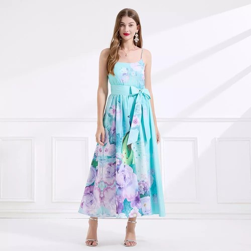 Abito verde lungo con spalle - con,