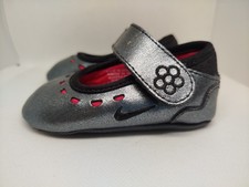 Scarpine neonata Nike