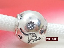 Autentico Charm Pandora