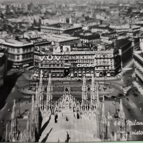 Milano panorama visto dal - -,