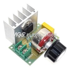 REGOLATORE DI TENSIONE ELETTRONICO XH-M142 DA 4000W CARICO RESISTIVO 220V