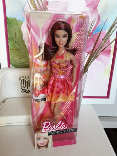 Barbie térésa fashionistas - barbie,
