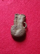 Antico vaso medievale da