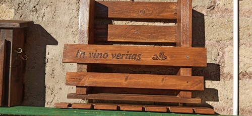 Porta vino parete
