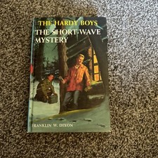 Hardy Boys #24 1st print of REVISED text in picture cover (first thus) 1966A-33