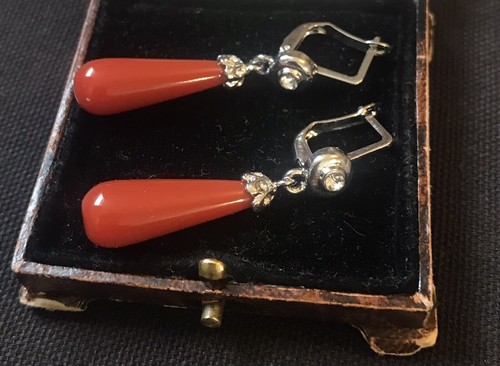 Orecchini stile vintage pietre