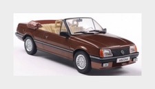 1:24 WHITEBOX Opel Ascona C