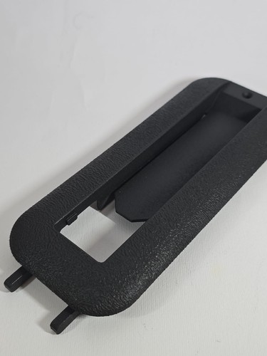 Cornice maniglia tetto